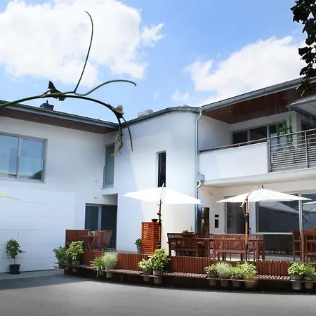 Iby-Lehrner Wein-Gut Und Wein-Traeumerei Horitschon Exterior photo