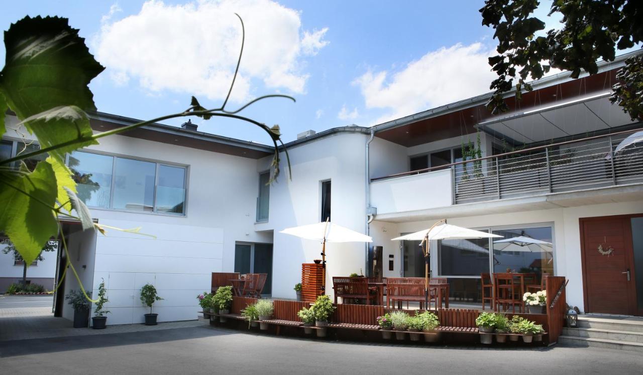 Homestay Iby-lehrner Wein-gut Und Wein-traeumerei Horitschon